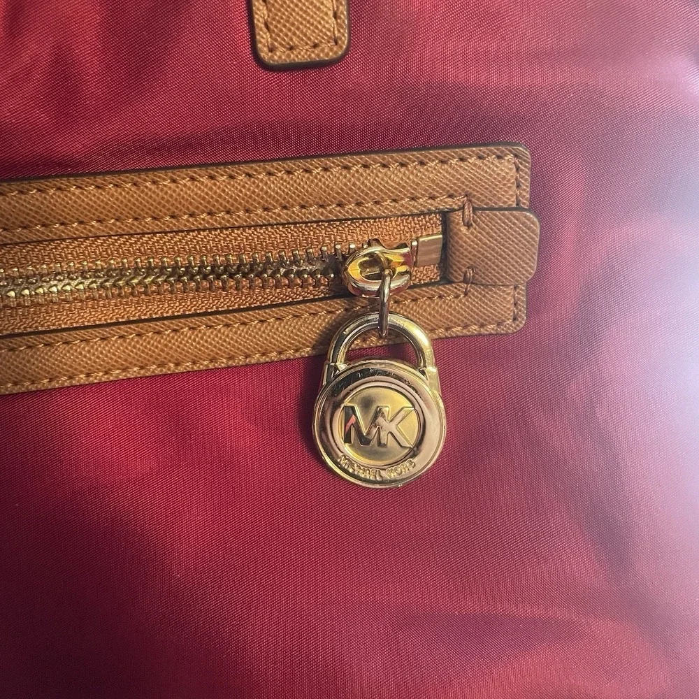 Michael Kors Kempton Nylon Satchel Tote Purse Shoulder Bag in Maroon & Brown - Picture 12 of 16